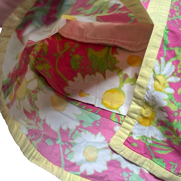 Lilly Pulitzer Skirt Skort Women's Size 2 Pink Daisy Print Yellow Trim - Picture 6 of 8